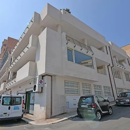 Casa Roberta Bed & Breakfast Monopoli